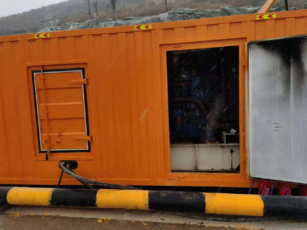 金波乡发电机出租 柴油发电机组电压低报警怎么办？