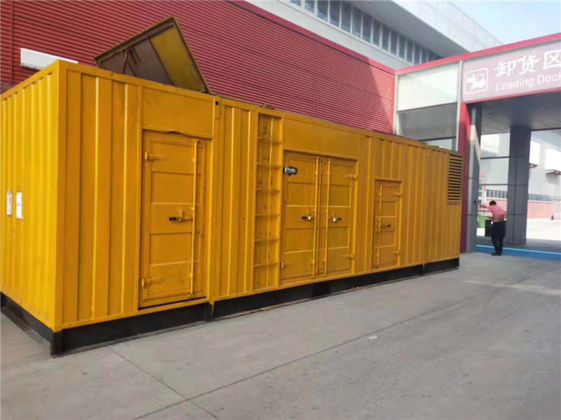 金波乡柴油发电机组预热机油时需要注意哪些安全事项？